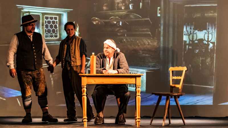 Brandner und Marei im Hoftheater