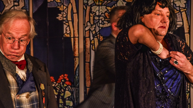 Charley's Tante, Komödie im Hoftheater!